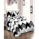 thumbnail image 3 of Cubrecama Quilt Verano King + 2 Fundas Almohada D17, 3 of 3