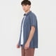 thumbnail image 3 of Guayabera Hombre Viscosa Sólida Azul Corona, 3 of 5