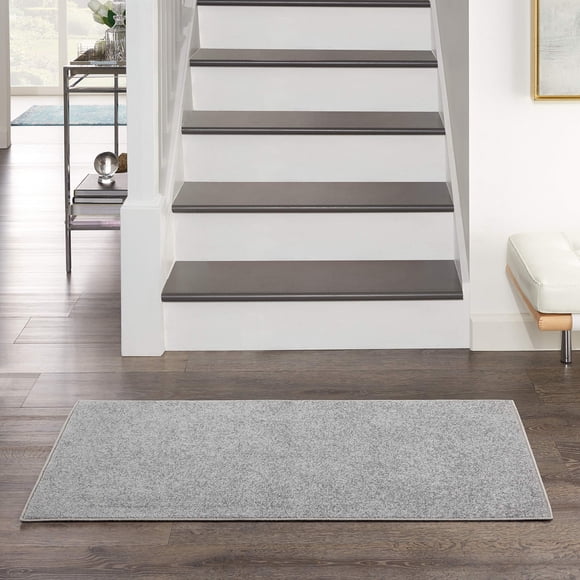 Alfombra Nourison Essentials, gris plateado, 61 x 122 cm, fácil de limpiar
