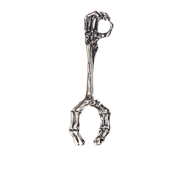 1pc Men's Hand Bone-design Smoking Ring, Cigarette Holder, Thick Smoke Rack Holder Clip, Skull Pattern Cigarette Holder, Hand Bones Cigarette Ring Holder, Smoking Accessories