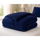 thumbnail image 3 of Cubrecama de Invierno Plush con Chiporro 2 Plazas Color Azul Marino, 3 of 3
