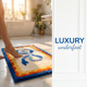 thumbnail image 4 of Alfombra de Baño Impresa Estética REGALWOVEN, Ultra Suave Absorbente Peluda, Única Alfombra de Microfibra Antideslizante Azul Rojo 32" x 20", 4 of 5
