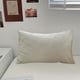 thumbnail image 4 of Almohadas de cama tamaño queen, juego de 2 almohadas refrescantes de hotel para dormir, relleno alternativo de plumón, almohadas de felpa suaves y de lujo, 48 x 73 cm., 4 of 5