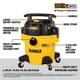 thumbnail image 2 of Aspiradora de taller DEWALT Stealthsonic DXV05P-QTA 18.9L 4HP para uso húmedo y seco, 2 of 8
