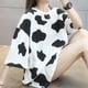 thumbnail image 2 of Camiseta para adultos con estampado de vaca, 2 of 5