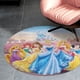 thumbnail image 4 of Princesas Disney Alfombra Redonda de Felpa Coral, Antideslizante, No Desprende Pelusas, Lavable y Duradera para Salón, Dormitorio y Habitación de Niños 60cm, 4 of 6