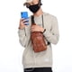 thumbnail image 5 of Bandolera BULLCAPTAIN de piel auténtica con puerto USB para hombre, 5 of 6