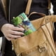 thumbnail image 5 of Los Vecinos Green Porta Pasaporte y Cartera de Viaje Premium de Cuero PU, Funda de Pasaporte Bloqueo RFID con Ranuras para Tarjetas de Crédito, Estuche para Libro de Pasaporte para Familia 10cm × 15cm, 5 of 6