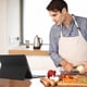 thumbnail image 3 of Funda con teclado táctil para iPad 2018/2017/Air/Air2/Pro 9.7/iPad 5, 6 con teclado Bluetooth inalámbrico desmontable y portalápices integrado, 3 of 8