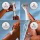 thumbnail image 2 of Hidratante para piel radiante Venus de Razor Gillette con sérum Olay, 2 of 3