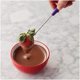 thumbnail image 3 of Juego de herramientas para mojar caramelos Wilton Candy Melts Candy White/Purple, 3 of 6
