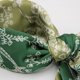 thumbnail image 4 of Pañuelo mediano de mujer tipo seda 90x90 160 verde Talla Única, 4 of 4