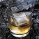 thumbnail image 4 of Bandejas para cubitos de hielo Glacio, pack de 2, 8 cubos grandes cuadrados, 4 of 6