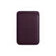 thumbnail image 1 of Billetera de Cuero Apple MagSafe Cereza Oscuro con Buscar, 1 of 4