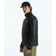 thumbnail image 2 of Chaqueta The North Face ThermoBall negra talla L, 2 of 8