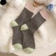 thumbnail image 1 of Xiao Hua 4 Pares de Calcetines Marrones de Invierno con Cuello Redondo, Puños Acanalados Elásticos con Bloques de color y Lunares, Calcetines Cómodos para el Hogar, Calcetines retro Casuales para el, 1 of 2