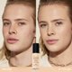 thumbnail image 2 of Base de maquillaje líquida Milani Conceal + Perfect Light Natural 30 ml, 2 of 7