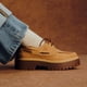 thumbnail image 2 of Zapato Timberland Stone Street Platform Boat para mujer, marrón 6.5US, 2 of 9