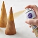 thumbnail image 3 of Spray colorante para alimentos Wilton Gold Color Mist, 42 g (paquete de 6), 3 of 6