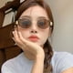 thumbnail image 3 of Gafas de sol de metal con forma de arco de triunfo para mujer, populares gafas de sol retro con forma ovalada., 3 of 6