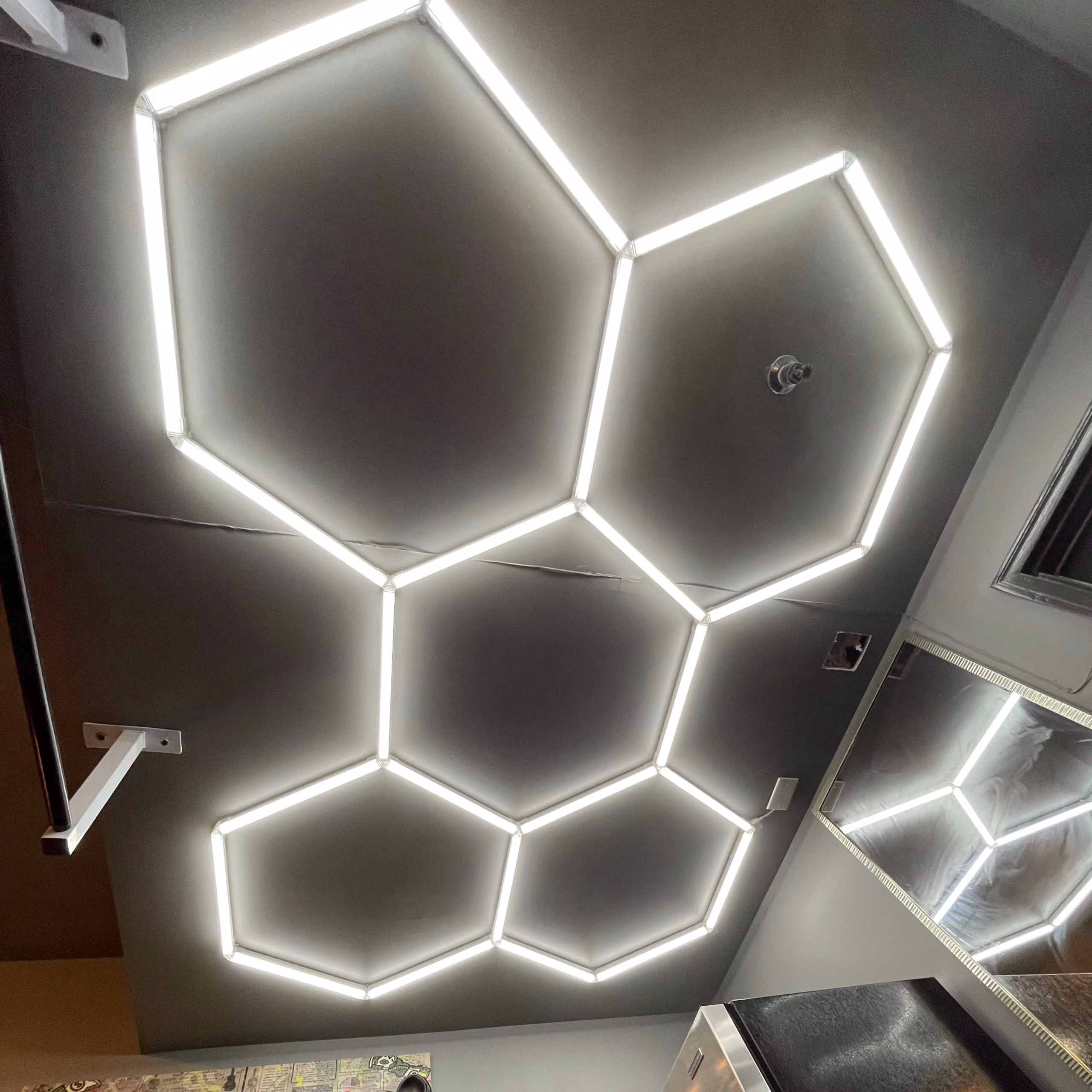 thumbnail image 2 of Luz Led 5 Hexagonos 2.4 x 1.6 Mt Arista 440mm, 2 of 3