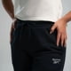 thumbnail image 3 of Pantalón Reebok Deportivo Mujer Classics Small Logo Ft Cuff Pant, 3 of 7