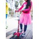 thumbnail image 2 of Scooter infantil Micro Mini LED de 3 ruedas con manillar T ajustable, 2 of 9