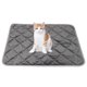 thumbnail image 2 of Xiao Hua Tapete Térmico de Almacenamiento Cálido Colchón para Mascotas Súper Cálido Tapete para Mascotas Adecuado para Mascotas de Interior y Exterior Base Antideslizante, 1 Pieza, Gris 15.75, 2 of 4