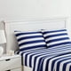 thumbnail image 2 of Juego de sábanas Nautica Home 4 piezas microfibra king diseño azul marino, 2 of 7