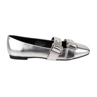 Zapato Agua De Coco Broches Plateado