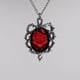 thumbnail image 5 of Collar con colgante de camafeo gótico de rosa roja con espinas, 5 of 7