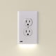 thumbnail image 1 of Placa de pared SnapPower GuideLight luz nocturna LED dúplex blanca, 1 of 7