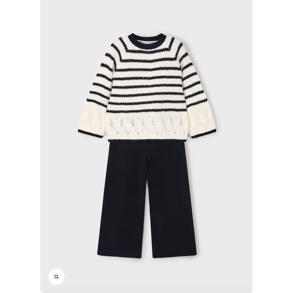 Conj. Jersey con Pantalon largo a juego para niña. negro 3 años