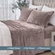thumbnail image 3 of Juego de sábanas Elegant Comfort con forro polar de franela y terciopelo Cal King Taupe, 3 of 9