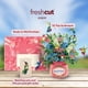 thumbnail image 3 of Tarjeta desplegable de papel recién cortado con forma de colibrí Oasis con ramo de flores para siemp, 3 of 9