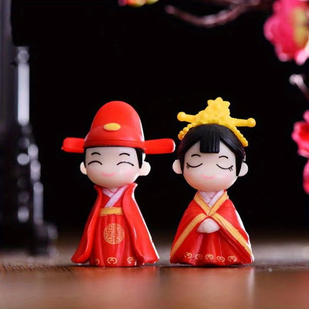 Beautiful Chinese Couple Statue Figures - Perfect for DIY Landscapes, Weddings & Bonsai Decorations!