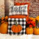 thumbnail image 2 of Cojín de la colección Parkland Pumpyking Orange Pumpkin, 2 of 9
