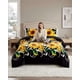 thumbnail image 1 of Cubrecama 2 Plazas Textura Plush y Chiporro Premium + Fundas, 1 of 6