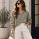 thumbnail image 1 of Camisa Gasa Mujer Animal Print Manga Larga verde Talla Única, 1 of 2
