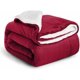 thumbnail image 1 of Manta IR Imperial Rooms 152 × 203 cm Sherpa Polar Roja, 1 of 7