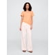 thumbnail image 2 of Camiseta GAP Favorite para mujer con cuello en V Orange Kiss Neon S, 2 of 4