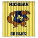 thumbnail image 1 of Cortina de ducha de los Michigan Wolverines, juego de cortina de baño con ganchos, tamaño 66 x 72 pulgadas, 1 of 3
