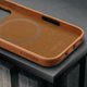 thumbnail image 5 of Funda TORRO de cuero para iPhone 18/17 Pro Max color tostado, 5 of 6