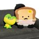 thumbnail image 5 of Peluche Ami Amis Jumbo Pickle, tejido a ganchillo, 25 cm de altura, 5 of 5