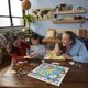 thumbnail image 2 of Juego de mesa Hasbro Gaming Monopoly Travel World Tour de más de 8 años, 2 of 3