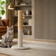 thumbnail image 3 of Rascador para Gatos 68 cm Poste Vertical de Sisal Gris con Base Redonda Estable, 3 of 6