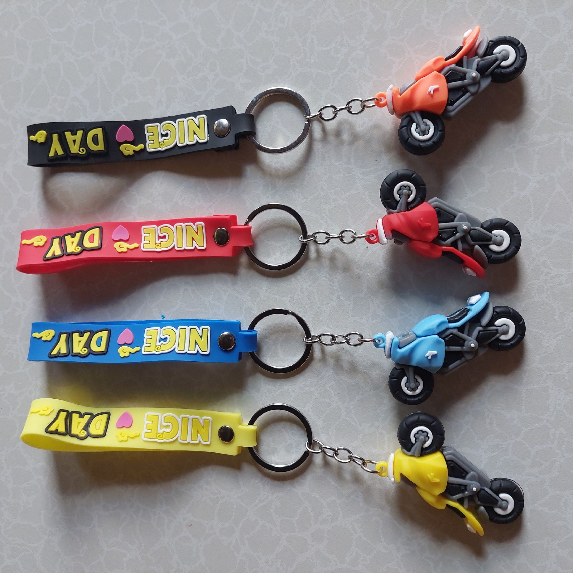 Mundo Eve - Llavero Silicona Moto