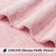 thumbnail image 4 of Manta PAVILIA Sherpa de forro polar rosa claro, 50 x 60 cm, 4 of 9