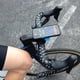 thumbnail image 4 of Soporte para móvil Quad Lock Bike V3 + funda MAG para iPhone 16 Pro, 4 of 8
