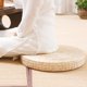 thumbnail image 3 of Estera para asiento de silla, cojín de hierba, cojín, beige, hecho a mano, redondo, cojín de tela de paja, tapete para piso, yoga, zen, hogar, jardín, patio, decoración, 3 of 8